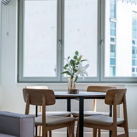 Apartament Kamienica Wiedenska By Bookinghost